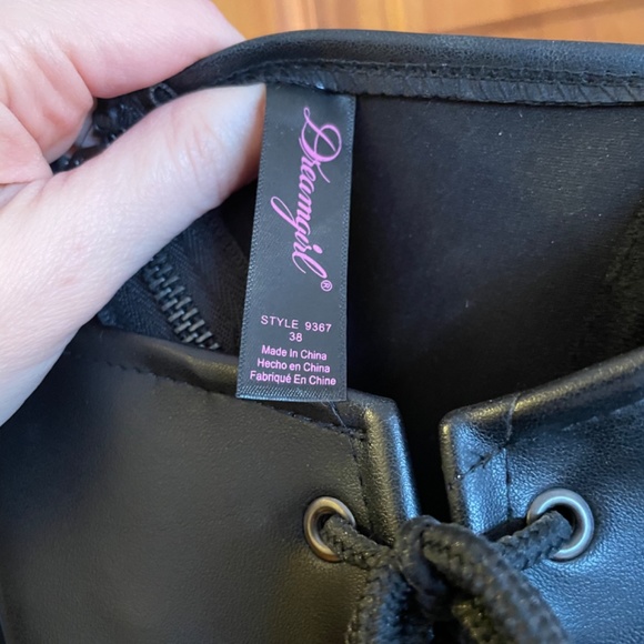 Leather & lace corset dress - Picture 4 of 4